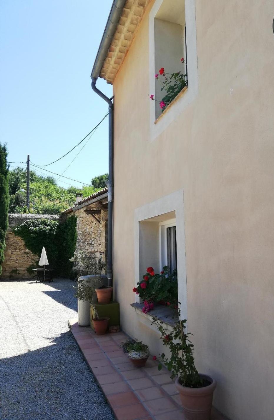 Mas Tolosan Vauvert Exterior photo